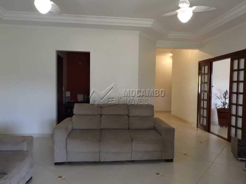 Conheça Sala do imóvel - Chácara 1250m² à venda Itatiba,SP - R$ 590.000 - FCCH30089 - 7 Sala - Chácara 1250m² à venda Itatiba,SP - R$ 590.000 - FCCH30089 - 7