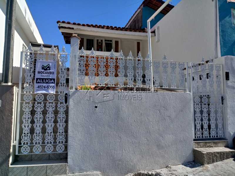 Conheça Fachada do imóvel - Casa 1 Quarto Para Alugar Itatiba,SP - R$ 600 - FCCA10166 - 1 Fachada - Casa 1 Quarto Para Alugar Itatiba,SP - R$ 600 - FCCA10166 - 1