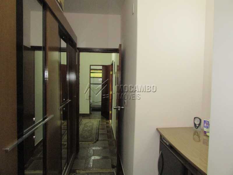 Conheça Closet do imóvel - Casa em Condomínio 5 quartos à venda Itatiba,SP - R$ 1.800.000 - FCCN50015 - 16 Closet - Casa em Condomínio 5 quartos à venda Itatiba,SP - R$ 1.800.000 - FCCN50015 - 16