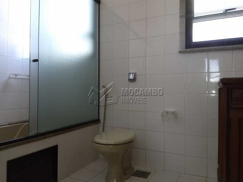 Conheça Banheiro Suíte do imóvel - Casa 4 quartos para alugar Itatiba,SP - R$ 5.000 - FCCA40108 - 16 Banheiro Suíte - Casa 4 quartos para alugar Itatiba,SP - R$ 5.000 - FCCA40108 - 16