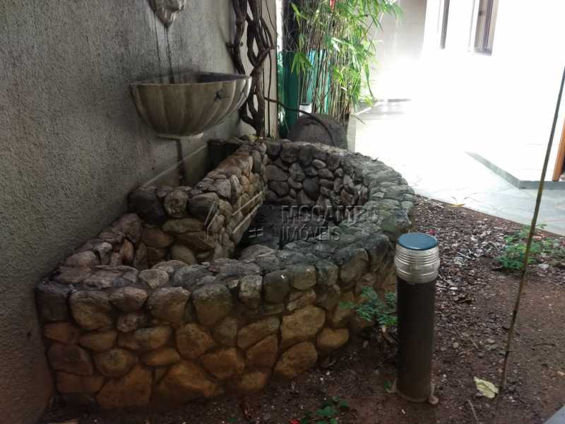 Conheça Fonte do imóvel - Casa 4 quartos para alugar Itatiba,SP - R$ 5.000 - FCCA40108 - 28 Fonte - Casa 4 quartos para alugar Itatiba,SP - R$ 5.000 - FCCA40108 - 28