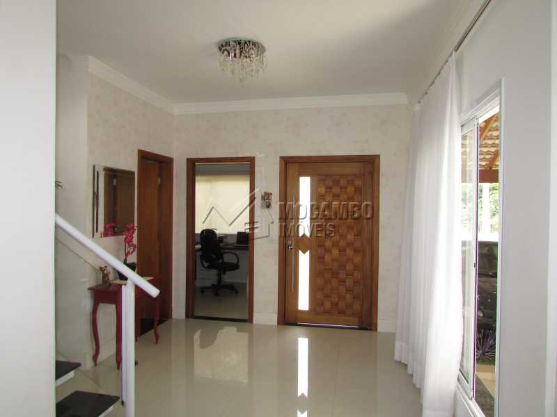 Conheça Hall de entrada do imóvel - Casa em Condomínio Bosque dos Pires, Rodovia Alkindar Monteiro Junqueira,Itatiba, Bairro Sítio da Moenda, SP À Venda, 4 Quartos, 358m² - FCCN40100 - 3 Hall de entrada - Casa em Condomínio Bosque dos Pires, Rodovia Alkindar Monteiro Junqueira,Itatiba, Bairro Sítio da Moenda, SP À Venda, 4 Quartos, 358m² - FCCN40100 - 3