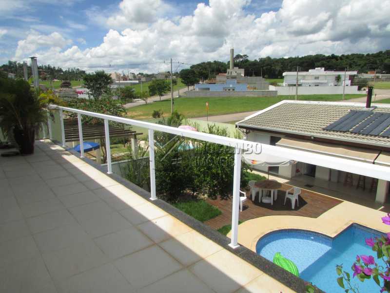 Conheça Varanda das suites do imóvel - Casa em Condomínio Bosque dos Pires, Rodovia Alkindar Monteiro Junqueira,Itatiba, Bairro Sítio da Moenda, SP À Venda, 4 Quartos, 358m² - FCCN40100 - 8 Varanda das suites - Casa em Condomínio Bosque dos Pires, Rodovia Alkindar Monteiro Junqueira,Itatiba, Bairro Sítio da Moenda, SP À Venda, 4 Quartos, 358m² - FCCN40100 - 8