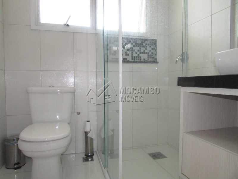 Conheça Banheiro Social do imóvel - Casa em Condomínio Bosque dos Pires, Rodovia Alkindar Monteiro Junqueira,Itatiba, Bairro Sítio da Moenda, SP À Venda, 4 Quartos, 358m² - FCCN40100 - 21 Banheiro Social - Casa em Condomínio Bosque dos Pires, Rodovia Alkindar Monteiro Junqueira,Itatiba, Bairro Sítio da Moenda, SP À Venda, 4 Quartos, 358m² - FCCN40100 - 21