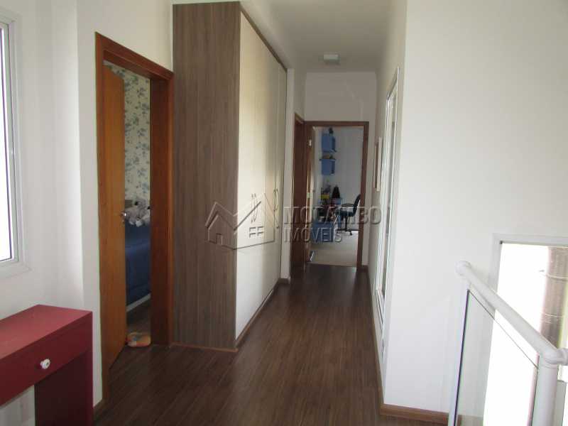 Conheça Closet do imóvel - Casa em Condomínio Bosque dos Pires, Rodovia Alkindar Monteiro Junqueira,Itatiba, Bairro Sítio da Moenda, SP À Venda, 4 Quartos, 358m² - FCCN40100 - 15 Closet - Casa em Condomínio Bosque dos Pires, Rodovia Alkindar Monteiro Junqueira,Itatiba, Bairro Sítio da Moenda, SP À Venda, 4 Quartos, 358m² - FCCN40100 - 15