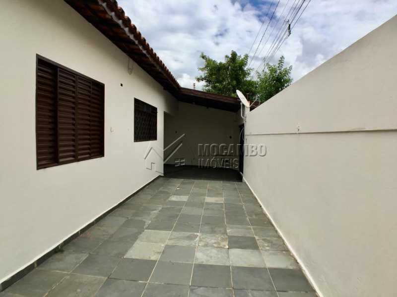 Conheça Lateral do imóvel - Casa 3 quartos à venda Itatiba,SP - R$ 280.000 - FCCA31021 - 3 Lateral - Casa 3 quartos à venda Itatiba,SP - R$ 280.000 - FCCA31021 - 3