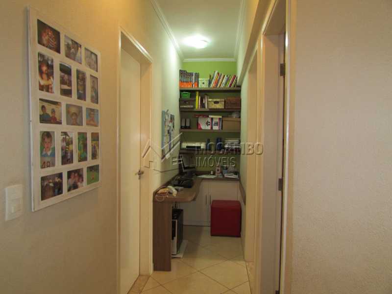 Conheça Corredor com escritório do imóvel - Apartamento 3 quartos à venda Itatiba,SP - R$ 320.000 - FCAP30407 - 9 Corredor com escritório - Apartamento 3 quartos à venda Itatiba,SP - R$ 320.000 - FCAP30407 - 9