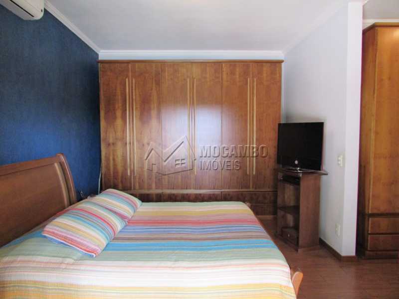 Conheça Suíte do imóvel - Casa À Venda no Condomínio Ville Chamonix - Jardim Nossa Senhora das Graças - Itatiba - SP - FCCN40103 - 15 Suíte - Casa À Venda no Condomínio Ville Chamonix - Jardim Nossa Senhora das Graças - Itatiba - SP - FCCN40103 - 15