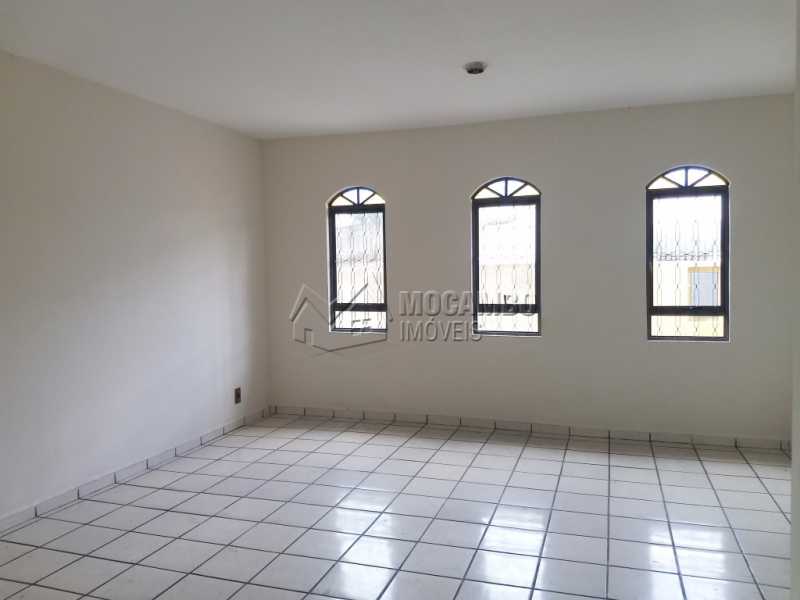 Conheça Sala do imóvel - Casa Para Alugar - Itatiba - SP - Vila Cruzeiro - FCCA31042 - 4 Sala - Casa Para Alugar - Itatiba - SP - Vila Cruzeiro - FCCA31042 - 4