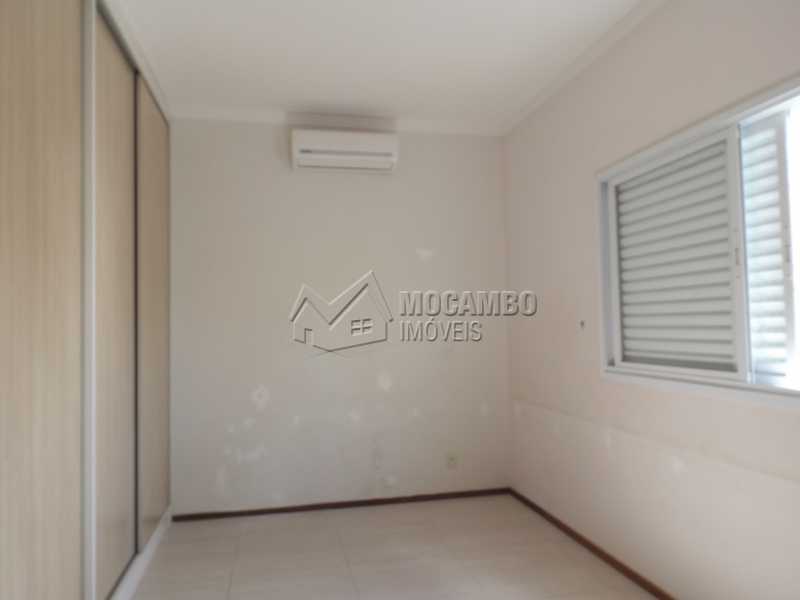 Conheça Dormitório 01 do imóvel - Casa em Condomínio 3 Quartos À Venda Itatiba,SP - R$ 700.000 - FCCN30323 - 13 Dormitório 01 - Casa em Condomínio 3 Quartos À Venda Itatiba,SP - R$ 700.000 - FCCN30323 - 13