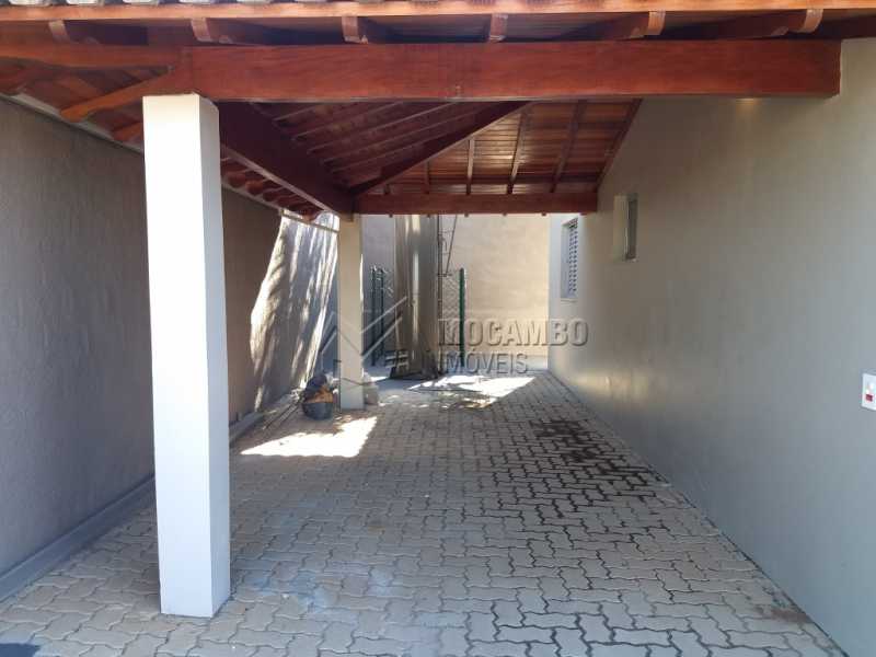 Conheça Garagem do imóvel - Casa 2 quartos para alugar Itatiba,SP - R$ 1.100 - FCCA20945 - 9 Garagem - Casa 2 quartos para alugar Itatiba,SP - R$ 1.100 - FCCA20945 - 9