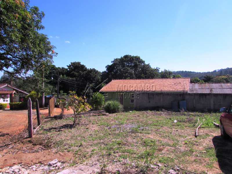 Conheça quintal do imóvel - Chácara 3548m² à venda Itatiba,SP - R$ 800.000 - FCCH30097 - 21 quintal - Chácara 3548m² à venda Itatiba,SP - R$ 800.000 - FCCH30097 - 21