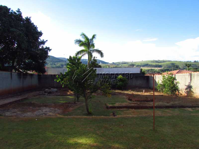 Conheça Quintal amplo do imóvel - Casa em Condominio À Venda - Itatiba - SP - Bairro Itapema - FCCN40106 - 5 Quintal amplo - Casa em Condominio À Venda - Itatiba - SP - Bairro Itapema - FCCN40106 - 5