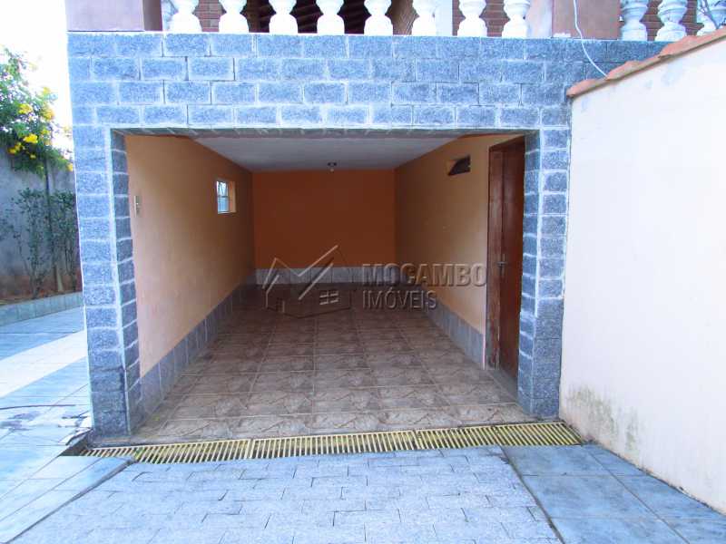 Conheça Garagem do imóvel - Casa em Condominio À Venda - Itatiba - SP - Bairro Itapema - FCCN40106 - 27 Garagem - Casa em Condominio À Venda - Itatiba - SP - Bairro Itapema - FCCN40106 - 27