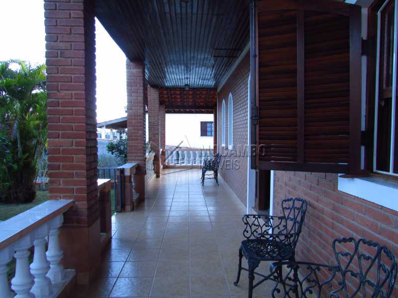 Conheça Varanda do imóvel - Casa em Condominio À Venda - Itatiba - SP - Bairro Itapema - FCCN40106 - 17 Varanda - Casa em Condominio À Venda - Itatiba - SP - Bairro Itapema - FCCN40106 - 17