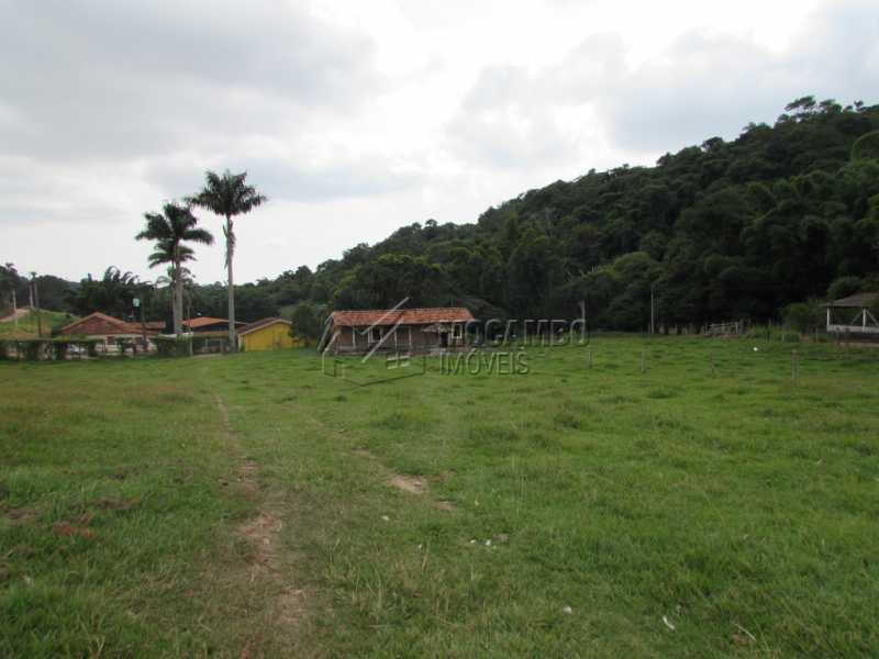 Conheça Piquete / Baias / Casa caseiro do imóvel - Sítio 193600m² à venda Itatiba,SP - R$ 2.500.000 - FCSI30003 - 5 Piquete / Baias / Casa caseiro - Sítio 193600m² à venda Itatiba,SP - R$ 2.500.000 - FCSI30003 - 5
