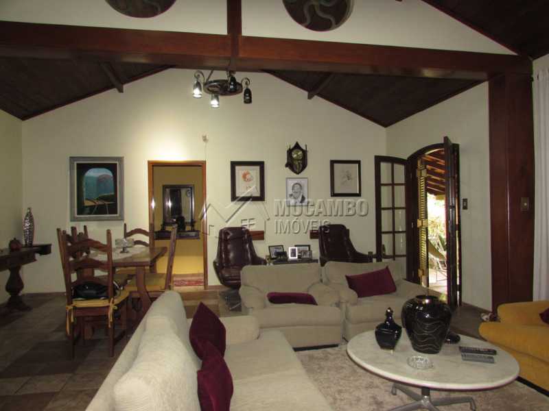Conheça Sala do imóvel - Sítio 193600m² à venda Itatiba,SP - R$ 2.500.000 - FCSI30003 - 24 Sala - Sítio 193600m² à venda Itatiba,SP - R$ 2.500.000 - FCSI30003 - 24