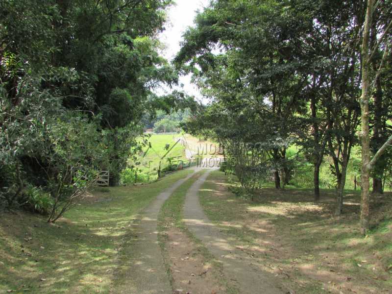 Conheça Acesso sede do imóvel - Sítio 193600m² à venda Itatiba,SP - R$ 2.500.000 - FCSI30003 - 6 Acesso sede - Sítio 193600m² à venda Itatiba,SP - R$ 2.500.000 - FCSI30003 - 6