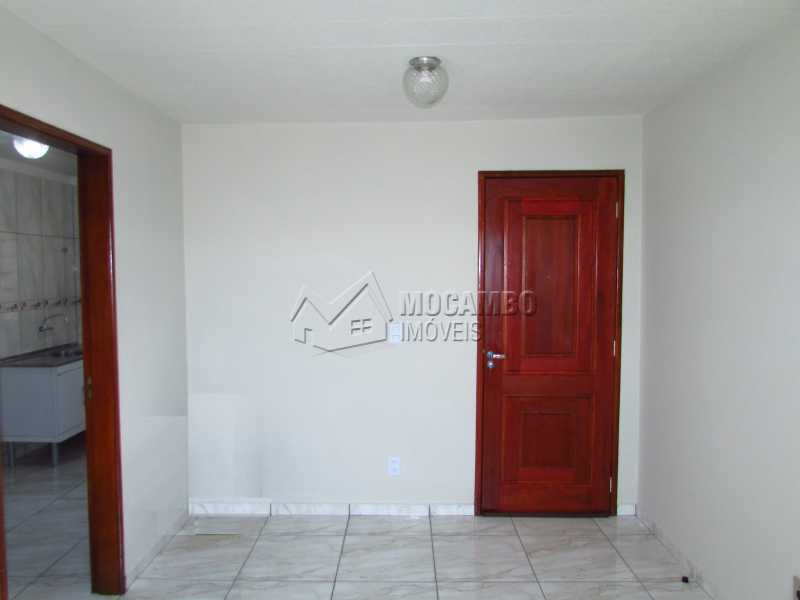 Conheça Sala do imóvel - Apartamento Residencial Beija-Flor - Condomínio A , Itatiba, Residencial Beija Flor, SP Para Alugar, 3 Quartos, 55m² - FCAP30420 - 7 Sala - Apartamento Residencial Beija-Flor - Condomínio A , Itatiba, Residencial Beija Flor, SP Para Alugar, 3 Quartos, 55m² - FCAP30420 - 7