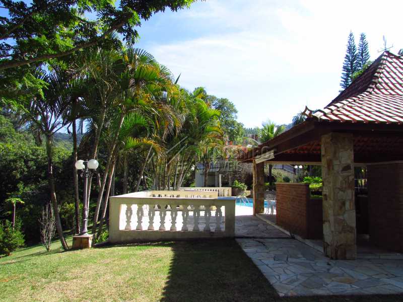Conheça Lateral do imóvel - Casa em Condomínio 5 quartos à venda Itatiba,SP - R$ 950.000 - FCCN50020 - 27 Lateral - Casa em Condomínio 5 quartos à venda Itatiba,SP - R$ 950.000 - FCCN50020 - 27