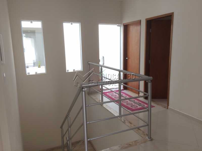 Conheça Acesso garagem do imóvel - Casa em Condomínio 3 quartos à venda Itatiba,SP - R$ 1.200.000 - FCCN30330 - 10 Acesso garagem - Casa em Condomínio 3 quartos à venda Itatiba,SP - R$ 1.200.000 - FCCN30330 - 10
