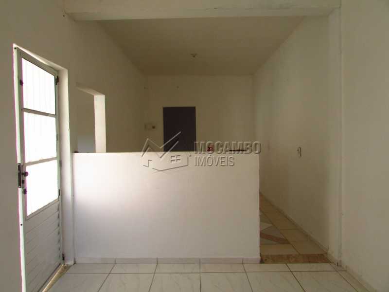 Conheça Sala do imóvel - Casa 2 quartos para alugar Itatiba,SP - R$ 900 - FCCA20996 - 6 Sala - Casa 2 quartos para alugar Itatiba,SP - R$ 900 - FCCA20996 - 6