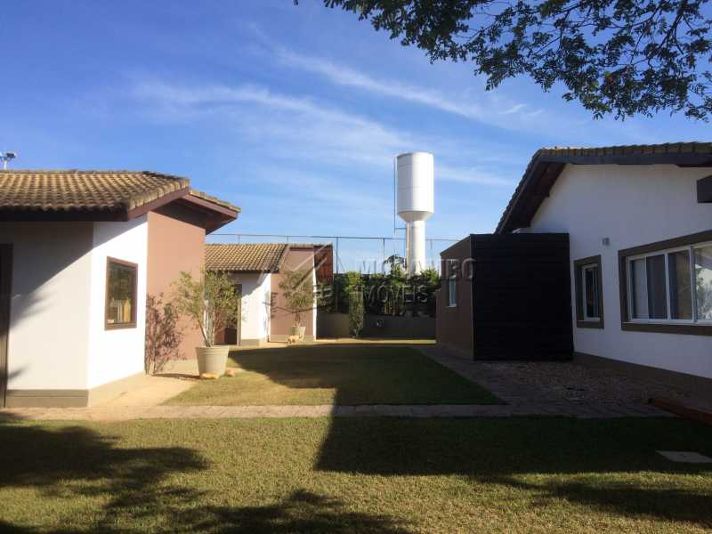 Conheça Casas de hóspedes à esquerda do imóvel - Casa em Condomínio 5 quartos à venda Itatiba,SP - R$ 2.500.000 - FCCN50022 - 13 Casas de hóspedes à esquerda - Casa em Condomínio 5 quartos à venda Itatiba,SP - R$ 2.500.000 - FCCN50022 - 13