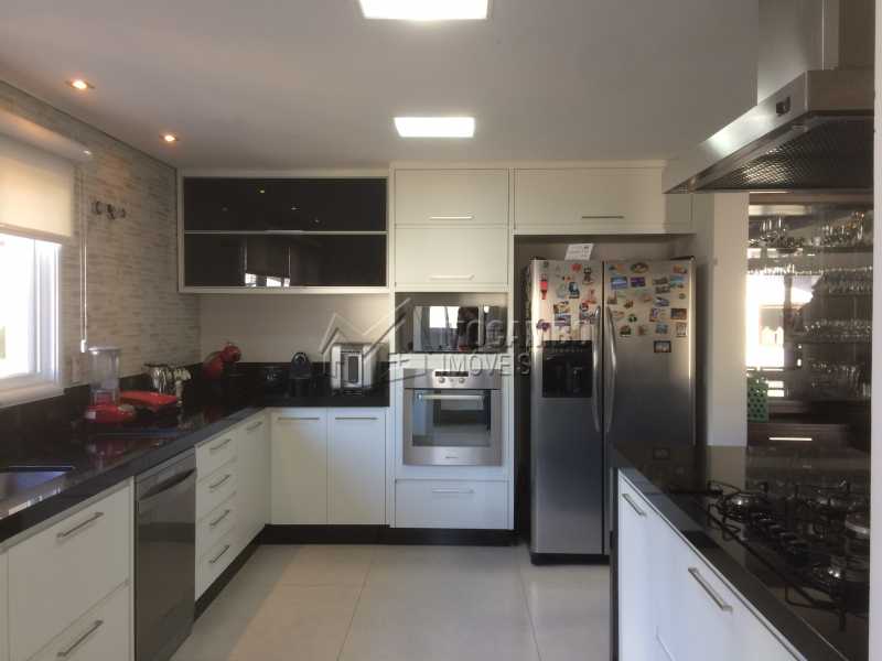 Conheça Cozinha do imóvel - Casa em Condomínio 5 quartos à venda Itatiba,SP - R$ 2.500.000 - FCCN50022 - 22 Cozinha - Casa em Condomínio 5 quartos à venda Itatiba,SP - R$ 2.500.000 - FCCN50022 - 22