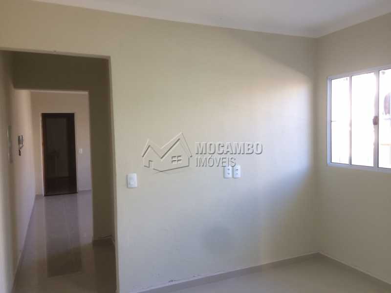 Conheça Sala do imóvel - Casa 2 quartos à venda Itatiba,SP - R$ 220.000 - FCCA21020 - 6 Sala - Casa 2 quartos à venda Itatiba,SP - R$ 220.000 - FCCA21020 - 6