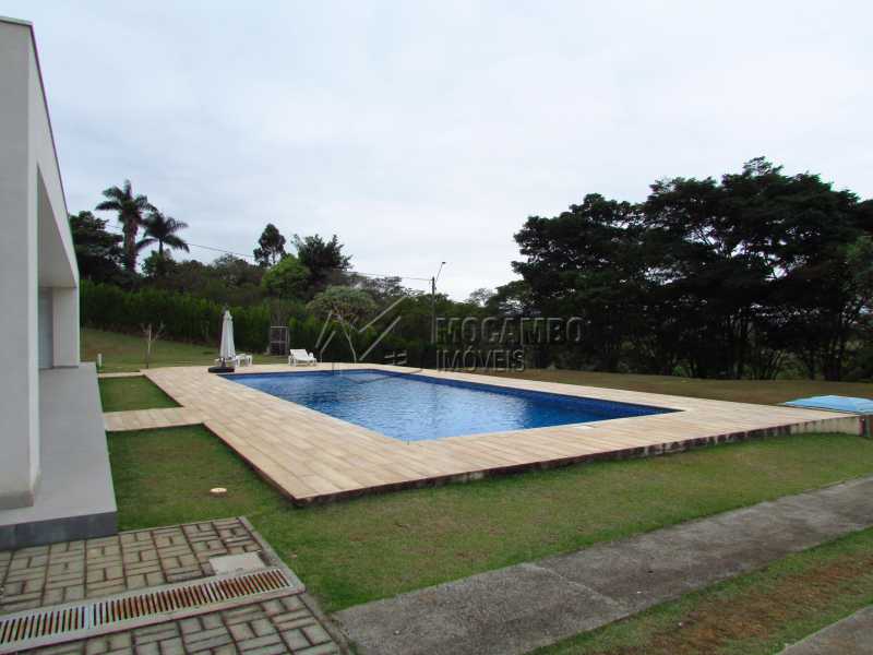 Conheça Piscina do imóvel - Casa Para Alugar no Condomínio Morada das Fontes - Jardim das Laranjeiras - Itatiba - SP - FCCN30341 - 24 Piscina - Casa Para Alugar no Condomínio Morada das Fontes - Jardim das Laranjeiras - Itatiba - SP - FCCN30341 - 24