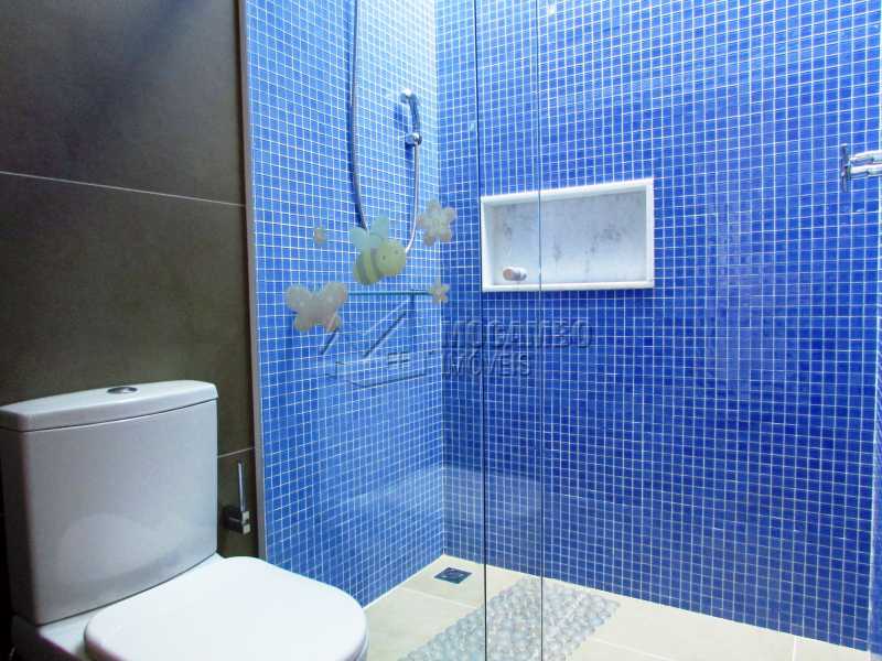 Conheça Wc suíte 1 do imóvel - Casa Para Alugar no Condomínio Morada das Fontes - Jardim das Laranjeiras - Itatiba - SP - FCCN30341 - 11 Wc suíte 1 - Casa Para Alugar no Condomínio Morada das Fontes - Jardim das Laranjeiras - Itatiba - SP - FCCN30341 - 11