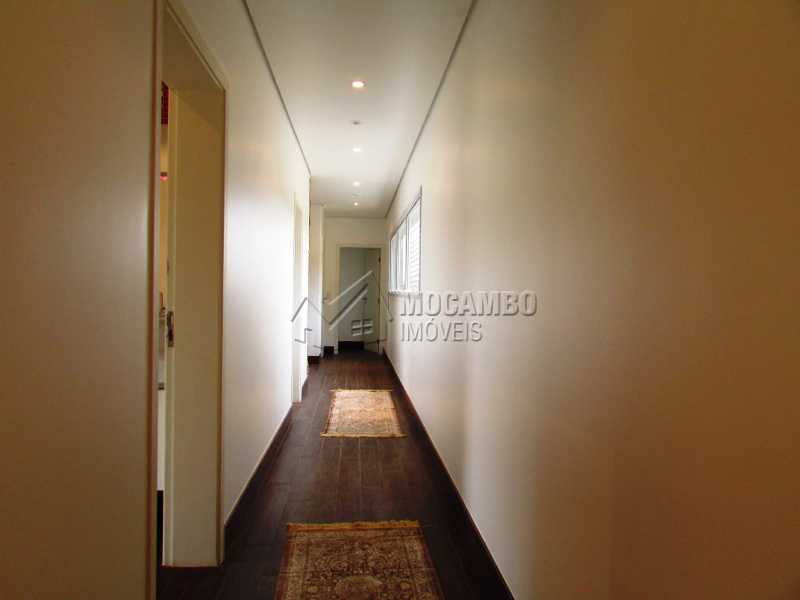 Conheça Corredor do imóvel - Casa Para Alugar no Condomínio Morada das Fontes - Jardim das Laranjeiras - Itatiba - SP - FCCN30341 - 18 Corredor - Casa Para Alugar no Condomínio Morada das Fontes - Jardim das Laranjeiras - Itatiba - SP - FCCN30341 - 18