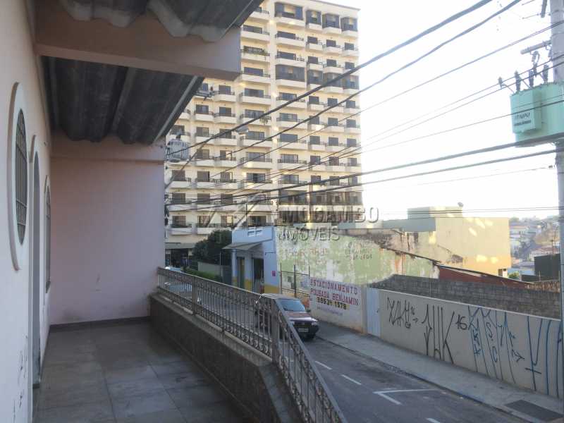 Conheça Varanda do imóvel - Casa 4 quartos à venda Itatiba,SP Centro - R$ 600.000 - FCCA40114 - 4 Varanda - Casa 4 quartos à venda Itatiba,SP Centro - R$ 600.000 - FCCA40114 - 4