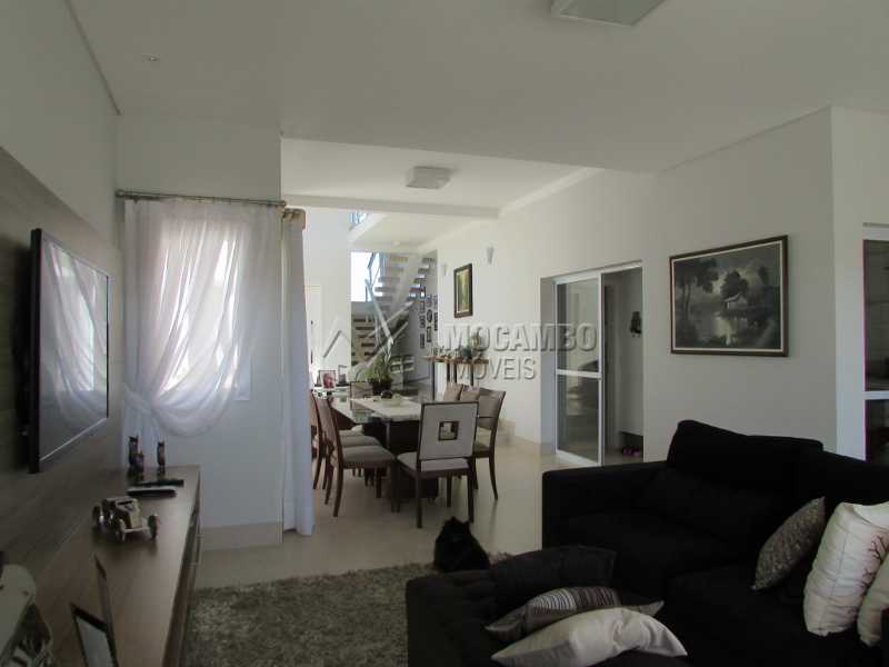 Conheça Sala de Tv do imóvel - Casa em Condomínio 4 quartos à venda Itatiba,SP - R$ 1.600.000 - FCCN40114 - 18 Sala de Tv - Casa em Condomínio 4 quartos à venda Itatiba,SP - R$ 1.600.000 - FCCN40114 - 18