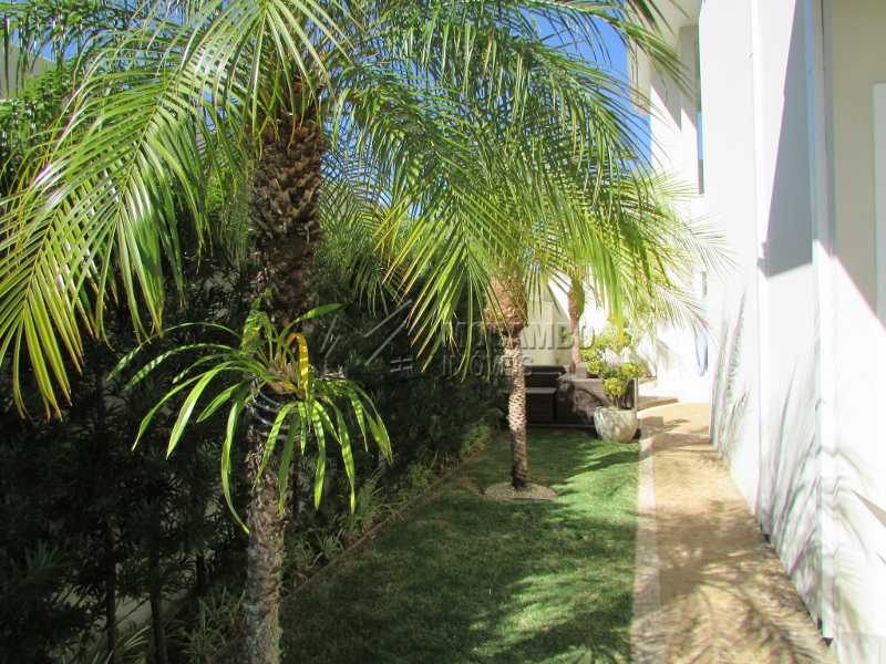 Conheça Jardim do imóvel - Casa em Condomínio 4 quartos à venda Itatiba,SP - R$ 1.600.000 - FCCN40114 - 27 Jardim - Casa em Condomínio 4 quartos à venda Itatiba,SP - R$ 1.600.000 - FCCN40114 - 27