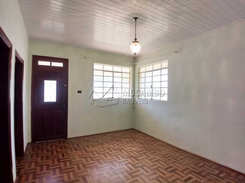 Conheça Sala do imóvel - Casa 2 Quartos Para Alugar Itatiba,SP - R$ 900 - FCCA21028 - 6 Sala - Casa 2 Quartos Para Alugar Itatiba,SP - R$ 900 - FCCA21028 - 6