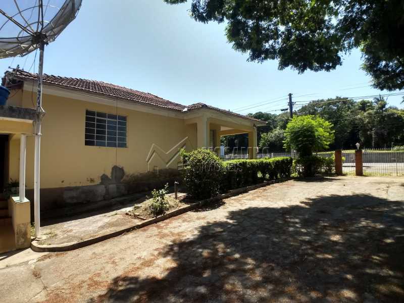 Conheça Área Externa do imóvel - Casa 2 Quartos Para Alugar Itatiba,SP - R$ 900 - FCCA21028 - 5 Área Externa - Casa 2 Quartos Para Alugar Itatiba,SP - R$ 900 - FCCA21028 - 5