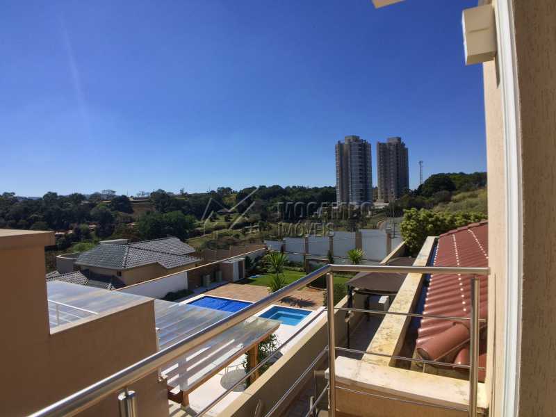 Conheça Varanda suíte 2 do imóvel - Casa À Venda no Condomínio Terras de Santa Cruz - Jardim Alto de Santa Cruz - Itatiba - SP - FCCN30348 - 22 Varanda suíte 2 - Casa À Venda no Condomínio Terras de Santa Cruz - Jardim Alto de Santa Cruz - Itatiba - SP - FCCN30348 - 22
