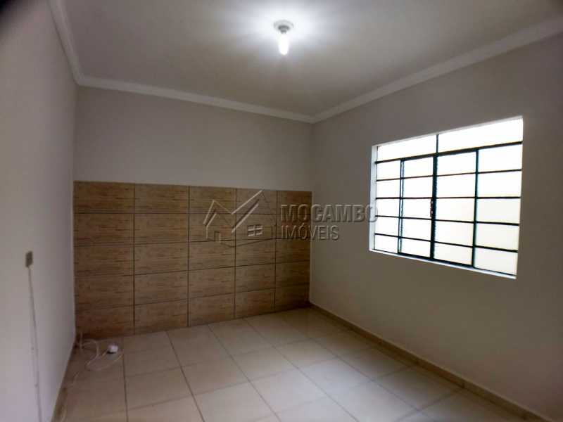 Conheça Quarto do imóvel - Casa 1 quarto para alugar Itatiba,SP - R$ 600 - FCCA10204 - 4 Quarto - Casa 1 quarto para alugar Itatiba,SP - R$ 600 - FCCA10204 - 4