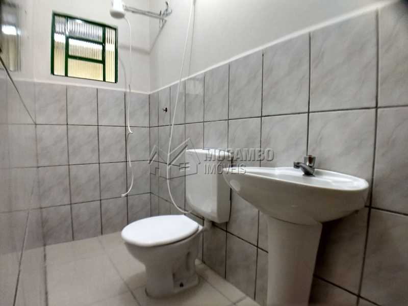 Conheça Banheiro Social do imóvel - Casa 1 quarto para alugar Itatiba,SP - R$ 600 - FCCA10204 - 5 Banheiro Social - Casa 1 quarto para alugar Itatiba,SP - R$ 600 - FCCA10204 - 5