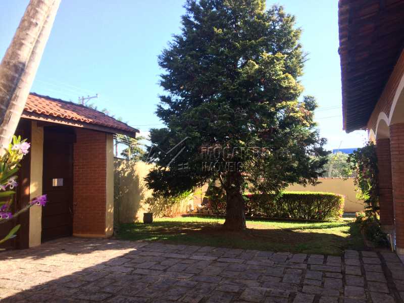 Conheça Garagem do imóvel - Chácara 1000m² à venda Itatiba,SP - R$ 850.000 - FCCH30104 - 4 Garagem - Chácara 1000m² à venda Itatiba,SP - R$ 850.000 - FCCH30104 - 4