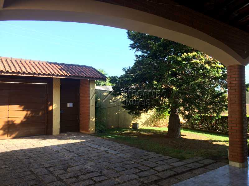Conheça Garagem do imóvel - Chácara 1000m² à venda Itatiba,SP - R$ 850.000 - FCCH30104 - 3 Garagem - Chácara 1000m² à venda Itatiba,SP - R$ 850.000 - FCCH30104 - 3