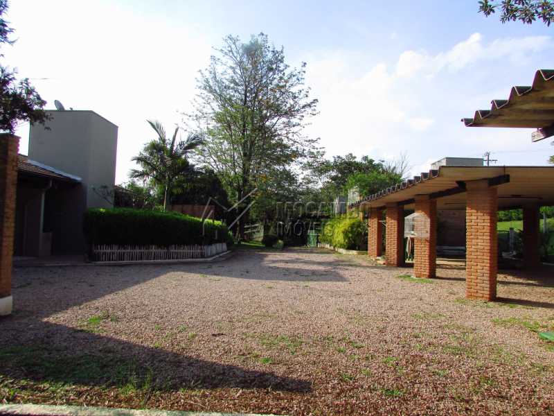 Conheça Frente da garagem do imóvel - Casa em Condomínio 3 Quartos Para Alugar Itatiba,SP - R$ 6.500 - FCCN30361 - 24 Frente da garagem - Casa em Condomínio 3 Quartos Para Alugar Itatiba,SP - R$ 6.500 - FCCN30361 - 24