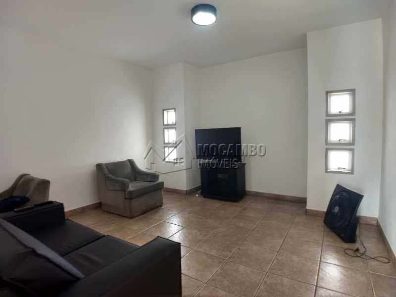 Conheça Sala de TV do imóvel - Casa Para Alugar no Condomínio Itatiba Country Club - Residencial Fazenda Serrinha - Itatiba - SP - FCCN40119 - 6 Sala de TV - Casa Para Alugar no Condomínio Itatiba Country Club - Residencial Fazenda Serrinha - Itatiba - SP - FCCN40119 - 6
