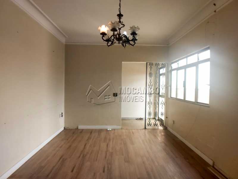 Conheça Sala do imóvel - Casa Para Alugar - Itatiba - SP - Centro - FCCA31140 - 5 Sala - Casa Para Alugar - Itatiba - SP - Centro - FCCA31140 - 5