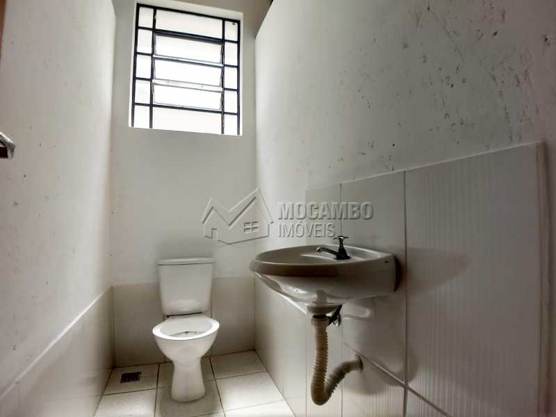 Conheça Banheiro do imóvel - Galpão Itatiba, Jardim das Nações, SP Para Alugar, 466m² - FCGA00149 - 13 Banheiro - Galpão Itatiba, Jardim das Nações, SP Para Alugar, 466m² - FCGA00149 - 13