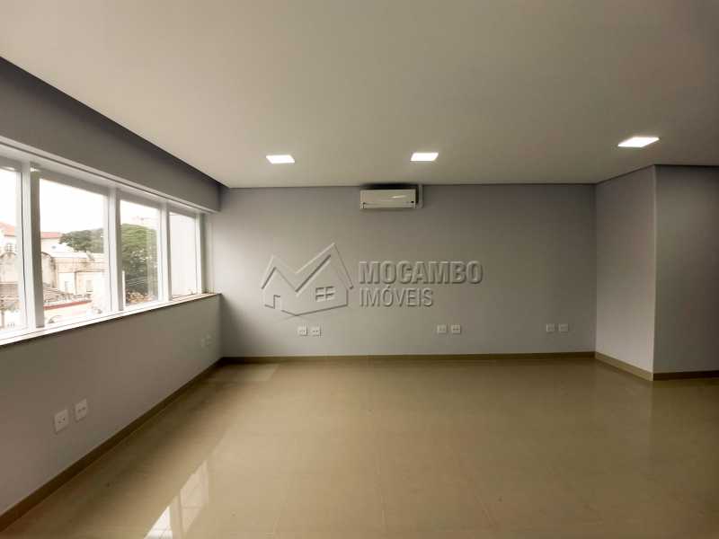 Conheça Sala do imóvel - Sala Comercial 44m² para alugar Itatiba,SP - R$ 1.120 - FCSL00167 - 4 Sala - Sala Comercial 44m² para alugar Itatiba,SP - R$ 1.120 - FCSL00167 - 4