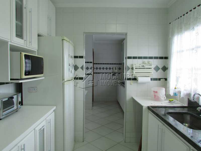 Conheça Cozinha 1 do imóvel - Casa Para Alugar no Condomínio Itaembú - Sítio da Moenda - Itatiba - SP - FCCN60006 - 3 Cozinha 1 - Casa Para Alugar no Condomínio Itaembú - Sítio da Moenda - Itatiba - SP - FCCN60006 - 3