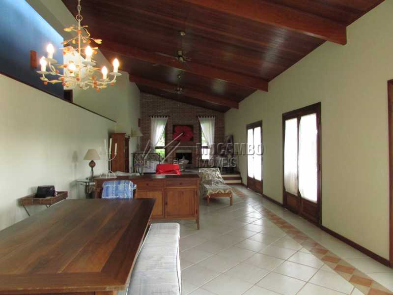 Conheça Sala 2 ambientes do imóvel - Casa Para Alugar no Condomínio Itaembú - Sítio da Moenda - Itatiba - SP - FCCN60006 - 5 Sala 2 ambientes - Casa Para Alugar no Condomínio Itaembú - Sítio da Moenda - Itatiba - SP - FCCN60006 - 5