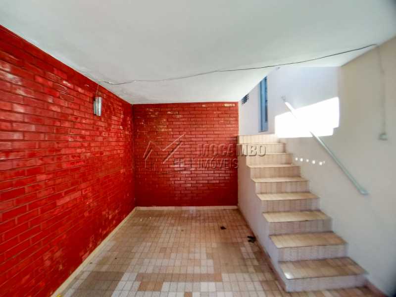 Conheça Garagem do imóvel - Casa Para Alugar - Itatiba - SP - Centro - FCCA21122 - 3 Garagem - Casa Para Alugar - Itatiba - SP - Centro - FCCA21122 - 3
